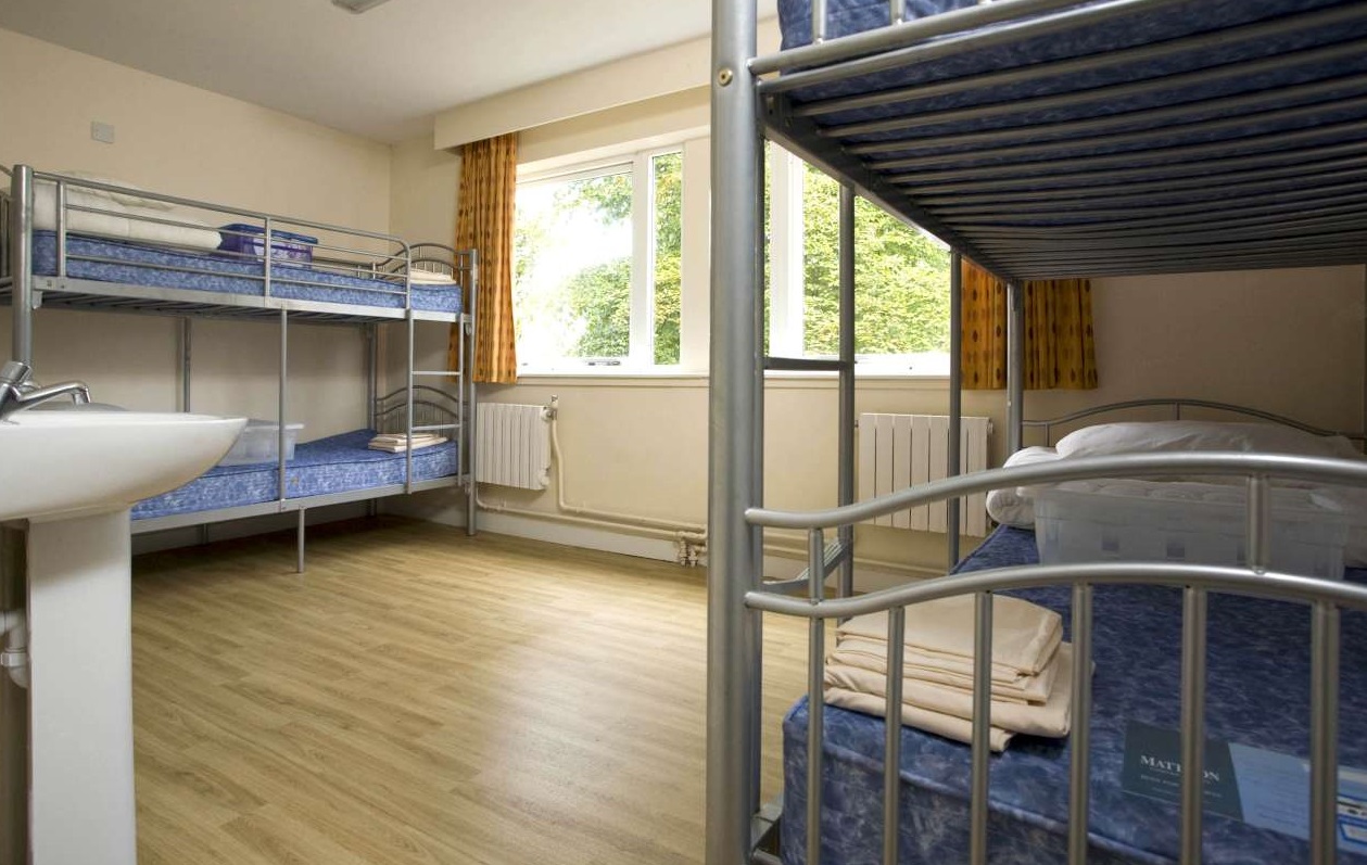 Kingswood Summer Camps UK Study Centre