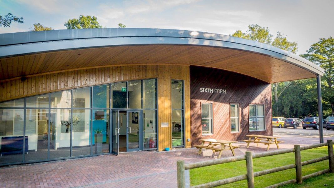 "Claremont Independent School - школа совместного типа - 13"