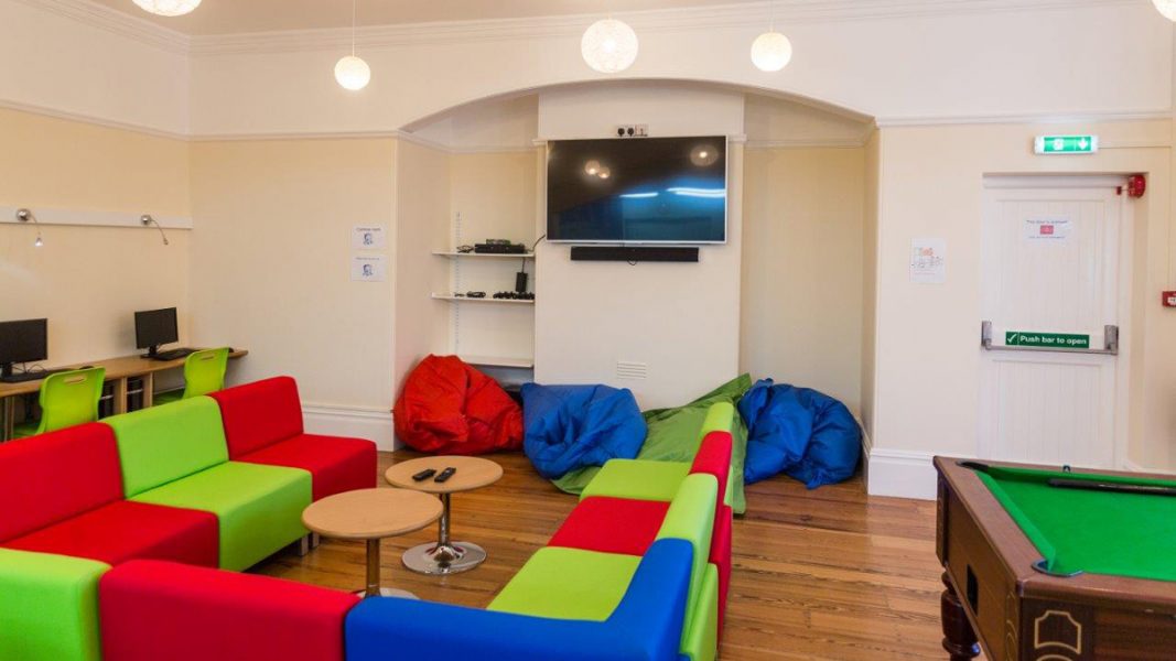 "Claremont Independent School - школа совместного типа - 2"