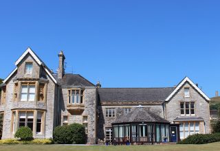 "Glastonbury Campus - английский для детей"