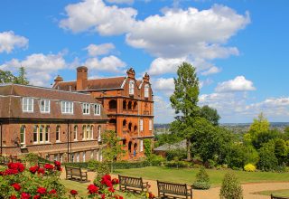 ="Образование в Великобритание, английские школы-пансионы - Harrow School, UK Study Centre"