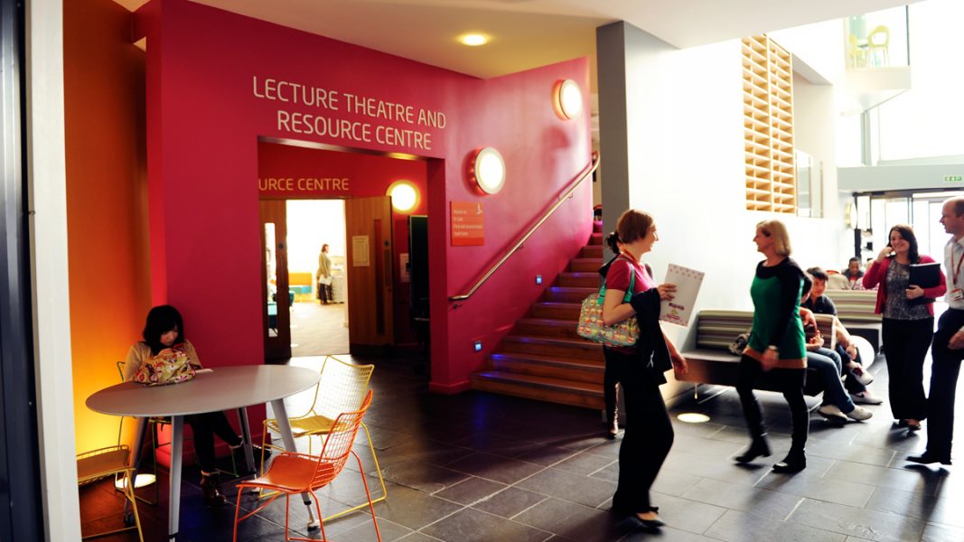 "INTO - английский для взрослых - 3"