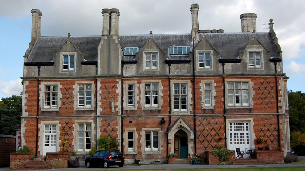 "King Edwards School - английский для детей"