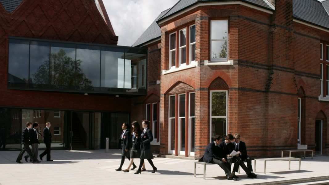 "Brentwood - школа совместного типа - 12"