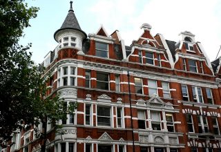 "Kaplan - английский для взрослых"