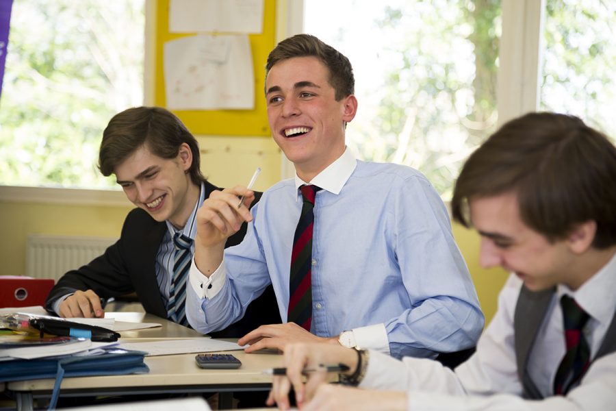 ="Среднее образование в Англии, школы-пансионы Англии, Bede's - UK Study Centre-3"