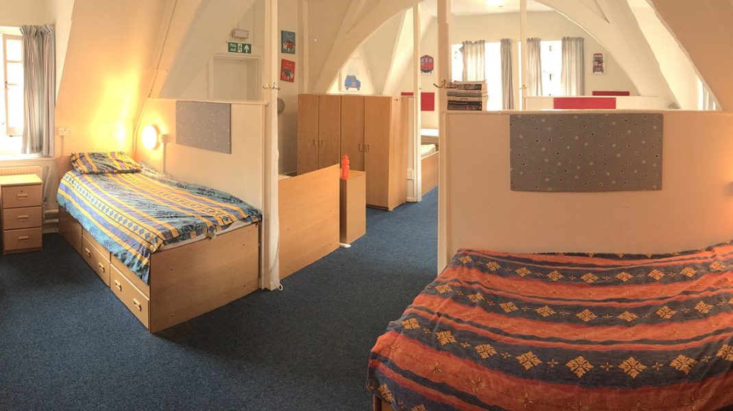 ="Английский в Англии для детей, летние каникулы в Англии - Clayesmore School-4"