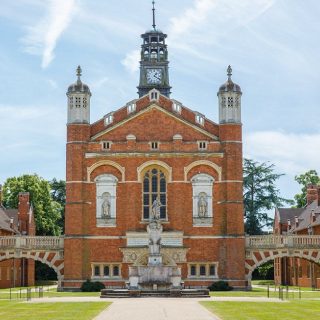 История успеха, школы-пансионы Англии - UK Study Centre, Christ's Hospital School